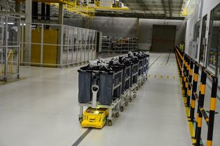 探秘領(lǐng)克張家口工廠cma構(gòu)架生產(chǎn)線 年產(chǎn)20萬臺就靠它